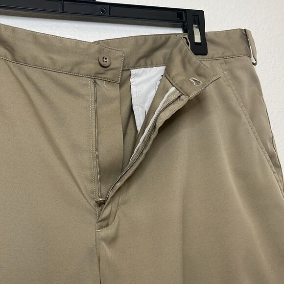 Nike Men's Dri-FIT Golf Shorts sz 33 - Picture 4 of 10